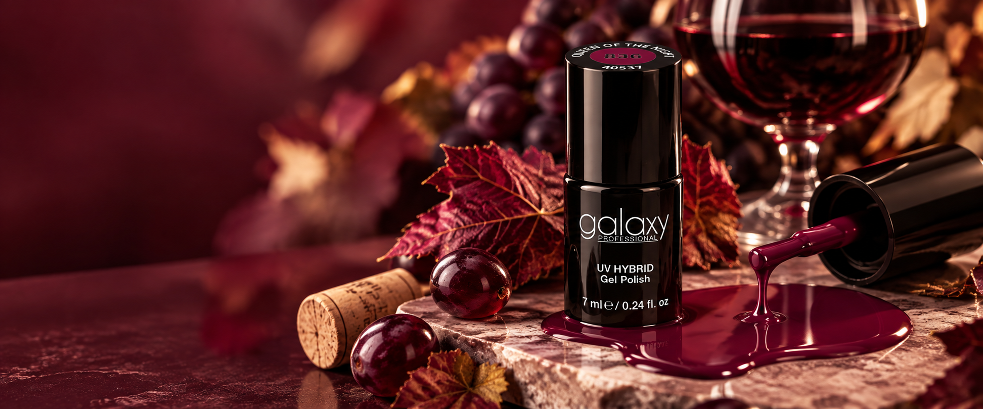 Galaxy Professional trajni lak u burgundi nijansi, sa grožđem, jesenjim lišćem i čašom vina